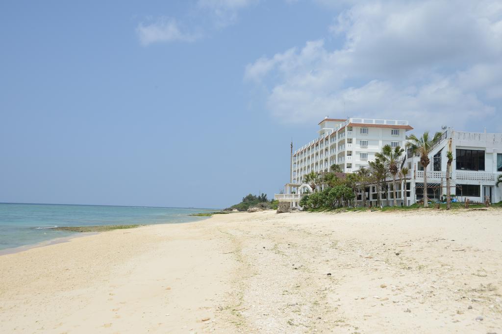 Beach Resort Morimar Yomitan Exterior foto