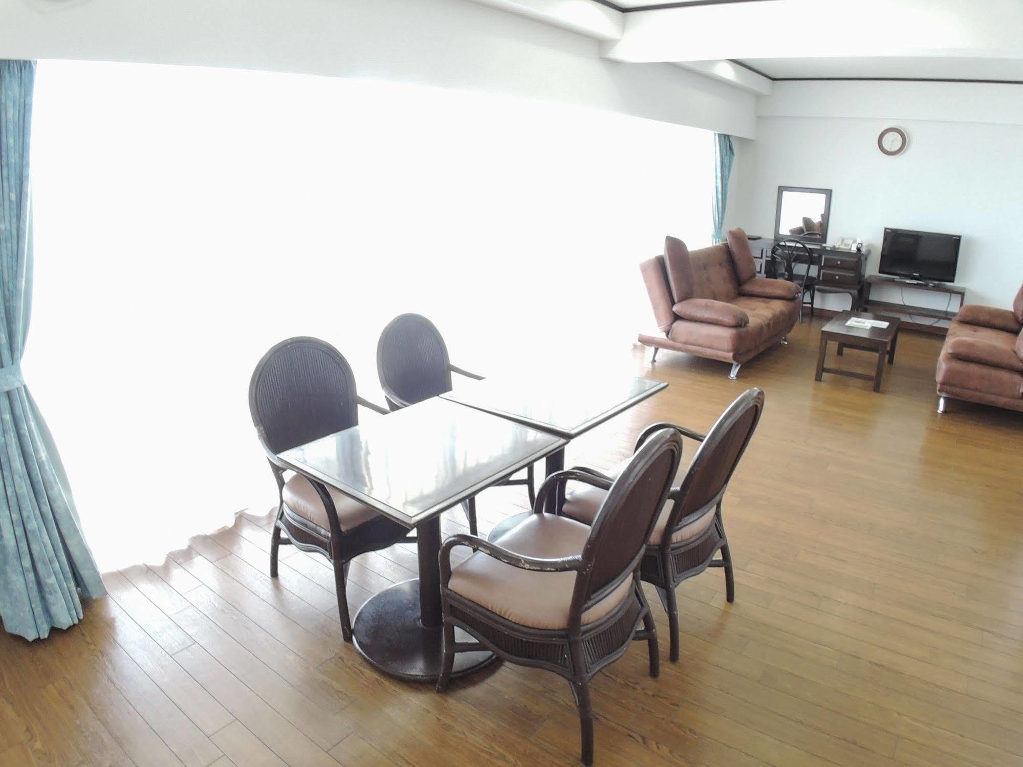 Beach Resort Morimar Yomitan Exterior foto